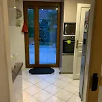 La Maison Parisienne & Jardin Гостевой дом Аржантей