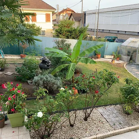 La Maison Parisienne & Jardin Guest house Argenteuil