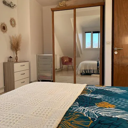 La Maison Parisienne & Jardin Guest house Argenteuil