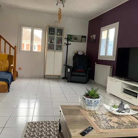 La Maison Parisienne & Jardin Guest house *